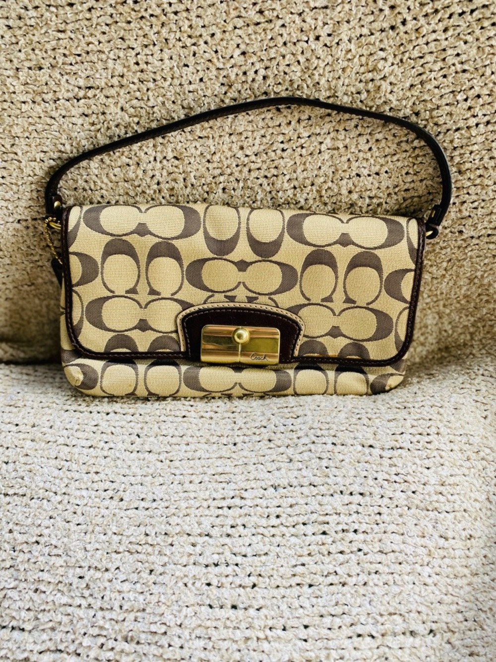 Coach Beige and Brown Signature Turnlock Shoulder Bag - Picture 2 of 3